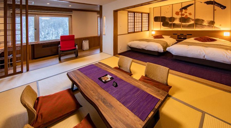 Hotel Taisetsu Onsen&Canyon Resort Kamikawa  Buitenkant foto