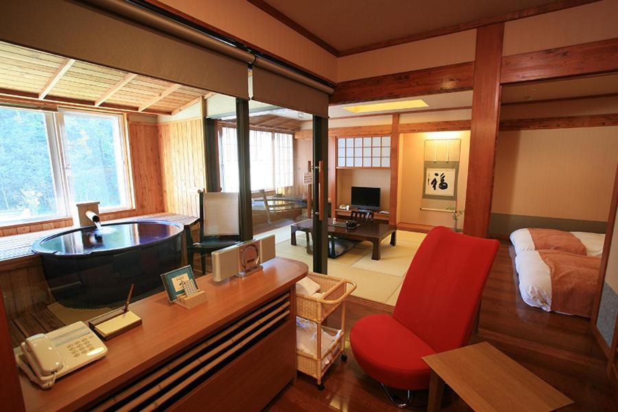Hotel Taisetsu Onsen&Canyon Resort Kamikawa  Buitenkant foto