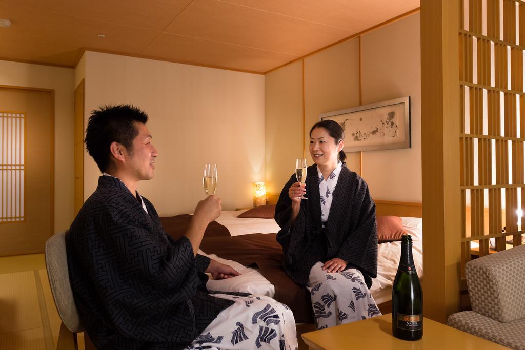 Hotel Taisetsu Onsen&Canyon Resort Kamikawa  Buitenkant foto