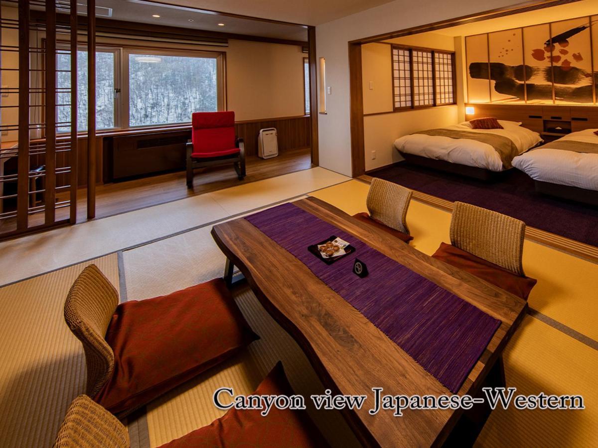 Hotel Taisetsu Onsen&Canyon Resort Kamikawa  Buitenkant foto