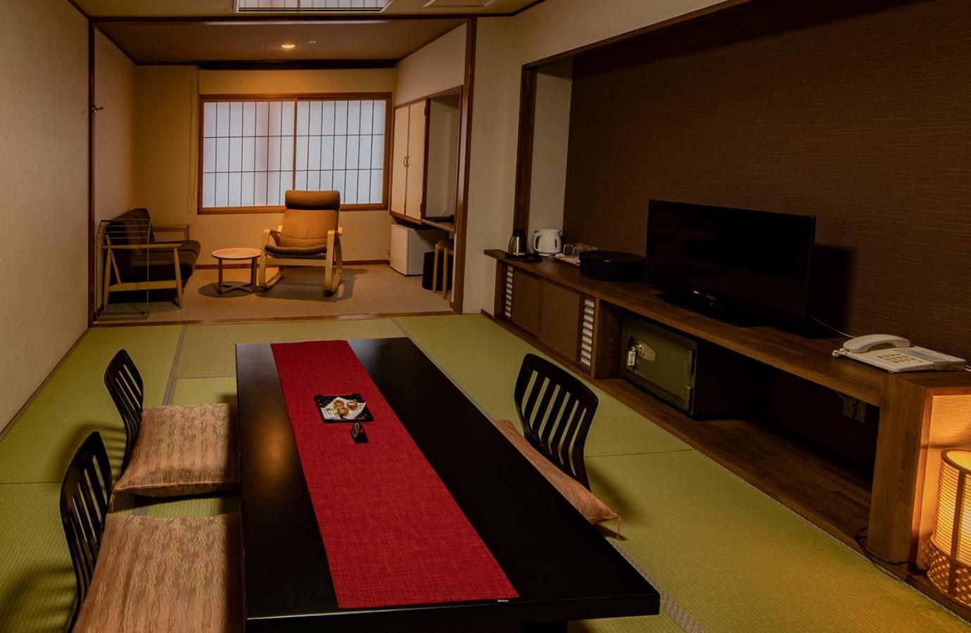Hotel Taisetsu Onsen&Canyon Resort Kamikawa  Buitenkant foto